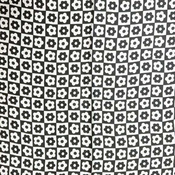 2/$24 NEW Groovy Retro Flower Power Black White Geometric Print Fashion Scarf - Picture 5 of 8